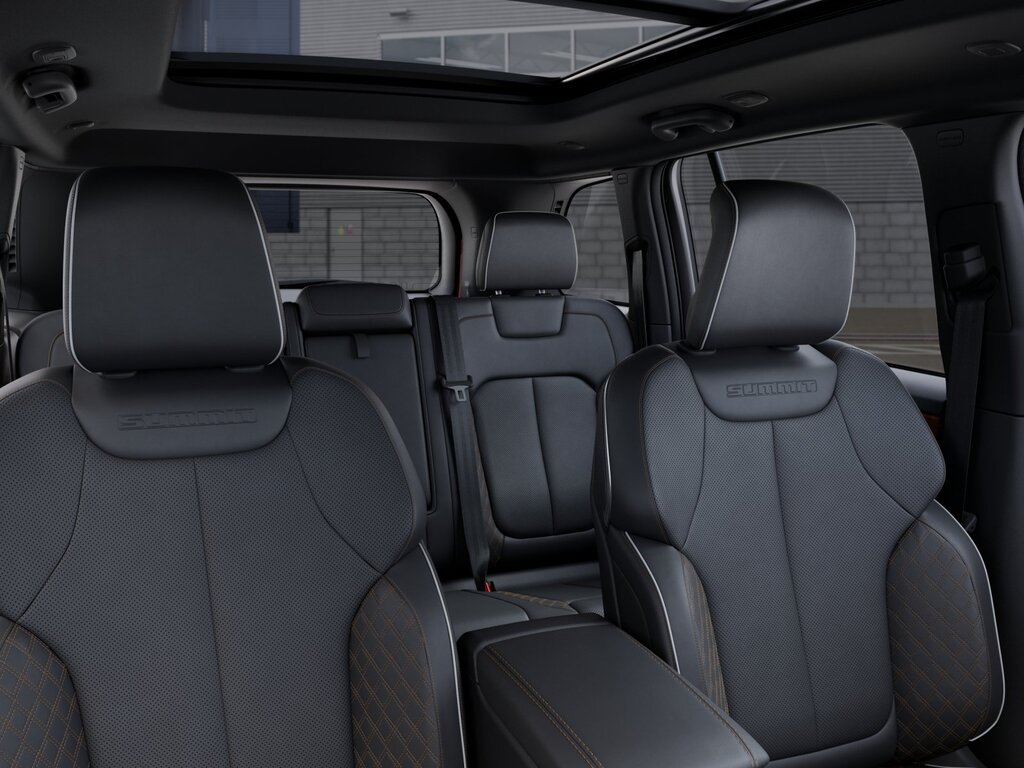 2026 Jeep Grand Cherokee Summit