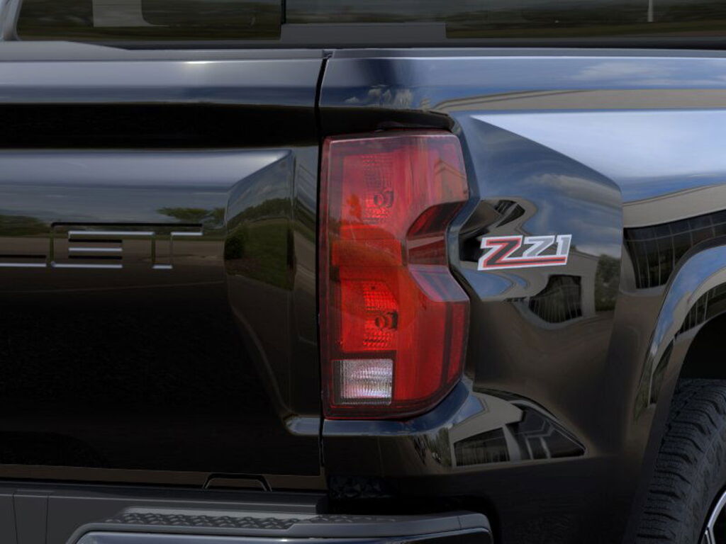 2026 Chevrolet Colorado Z71 - Photo 11