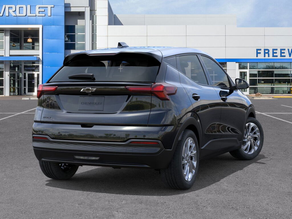 2027 Chevrolet Bolt LT - Photo 4