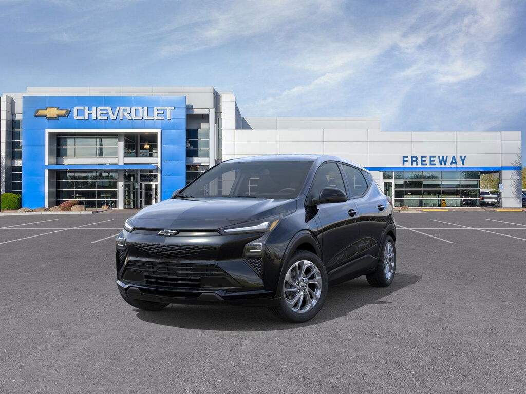 2027 Chevrolet Bolt LT - Photo 8