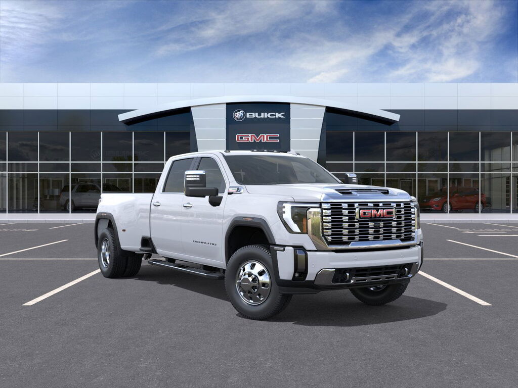 2026 GMC Sierra 3500HD Denali 4WD