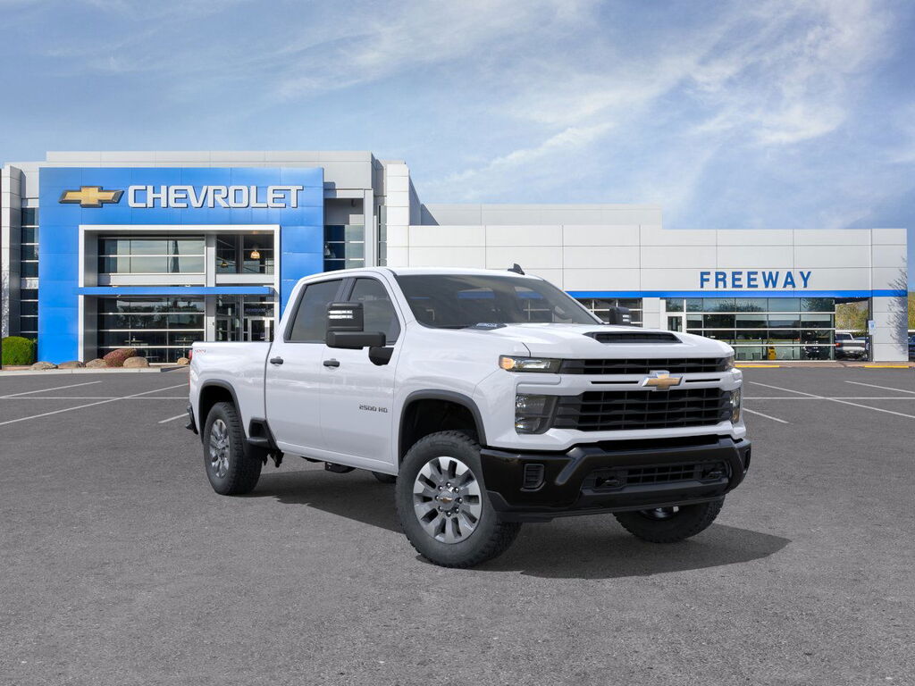 2026 Chevrolet Silverado 2500HD Crew Cab Custom 4WD