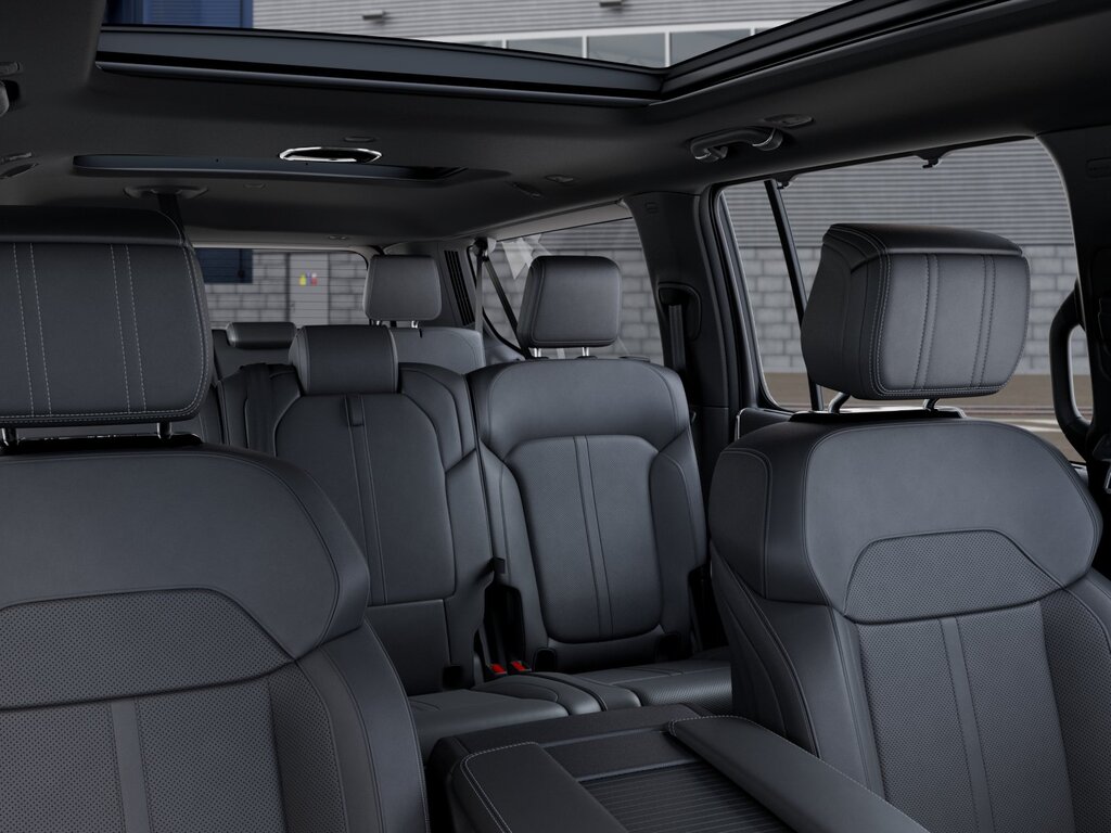 2026 Jeep Grand Wagoneer L Summit Obsidian