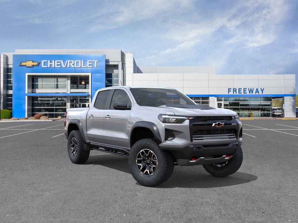 2026 Chevrolet Colorado 4ZR2 4WD