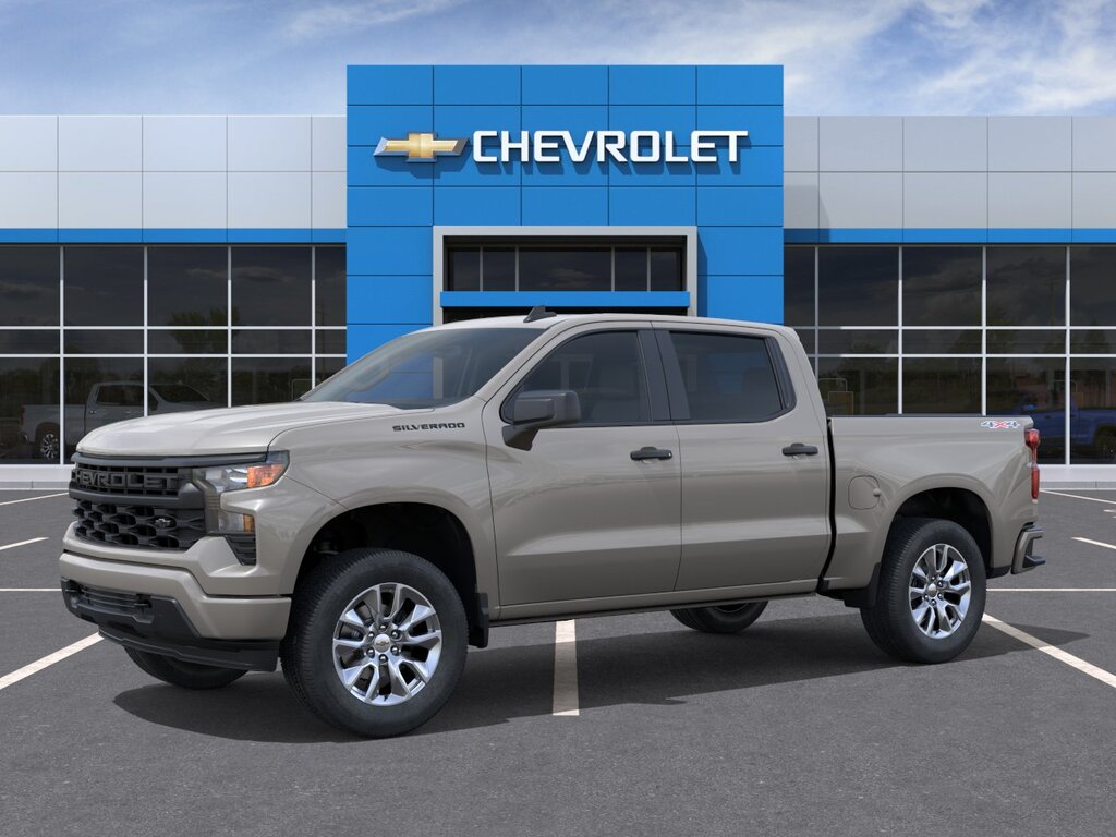 2026 Chevrolet Silverado 1500 Crew Cab Custom 4WD