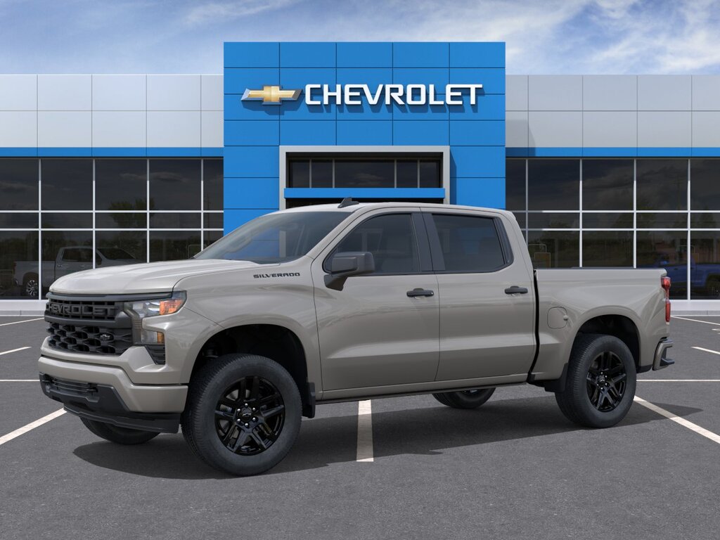 2026 Chevrolet Silverado 1500 Crew Cab Custom