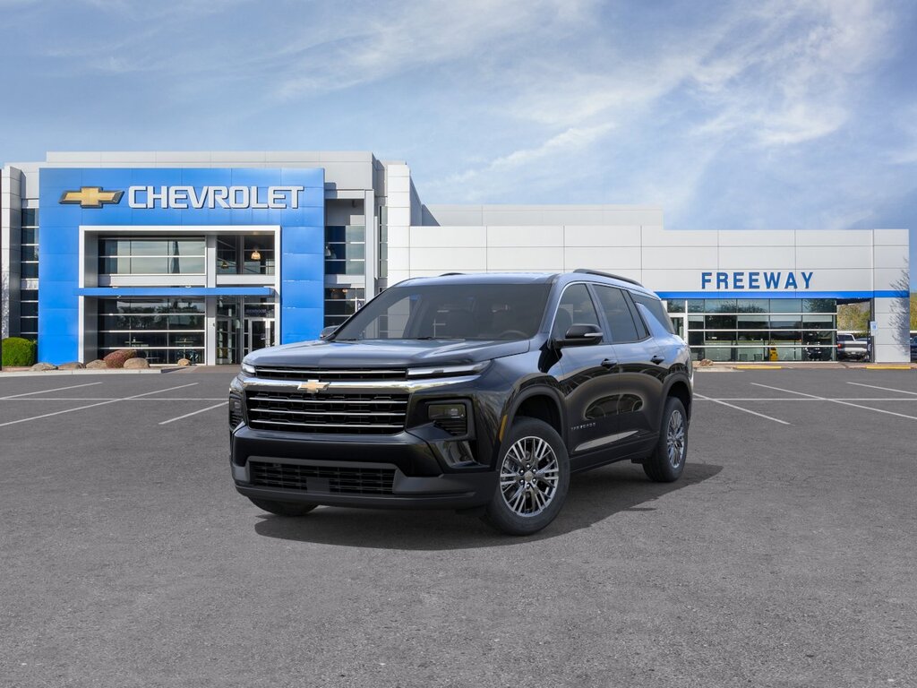 2026 Chevrolet Traverse LT - Photo 8