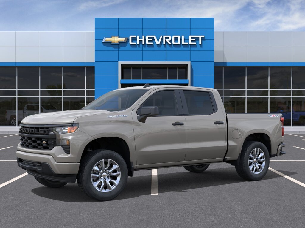 2026 Chevrolet Silverado 1500 Crew Cab Custom 4WD