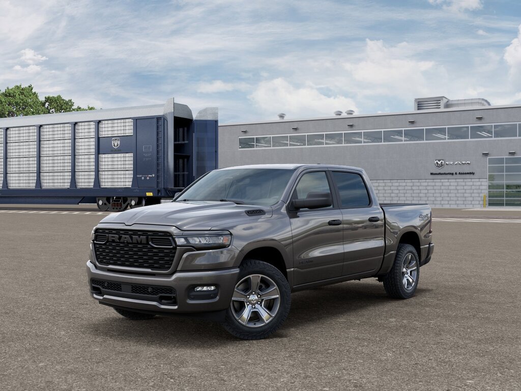 2026 Ram 1500 Crew Cab Express