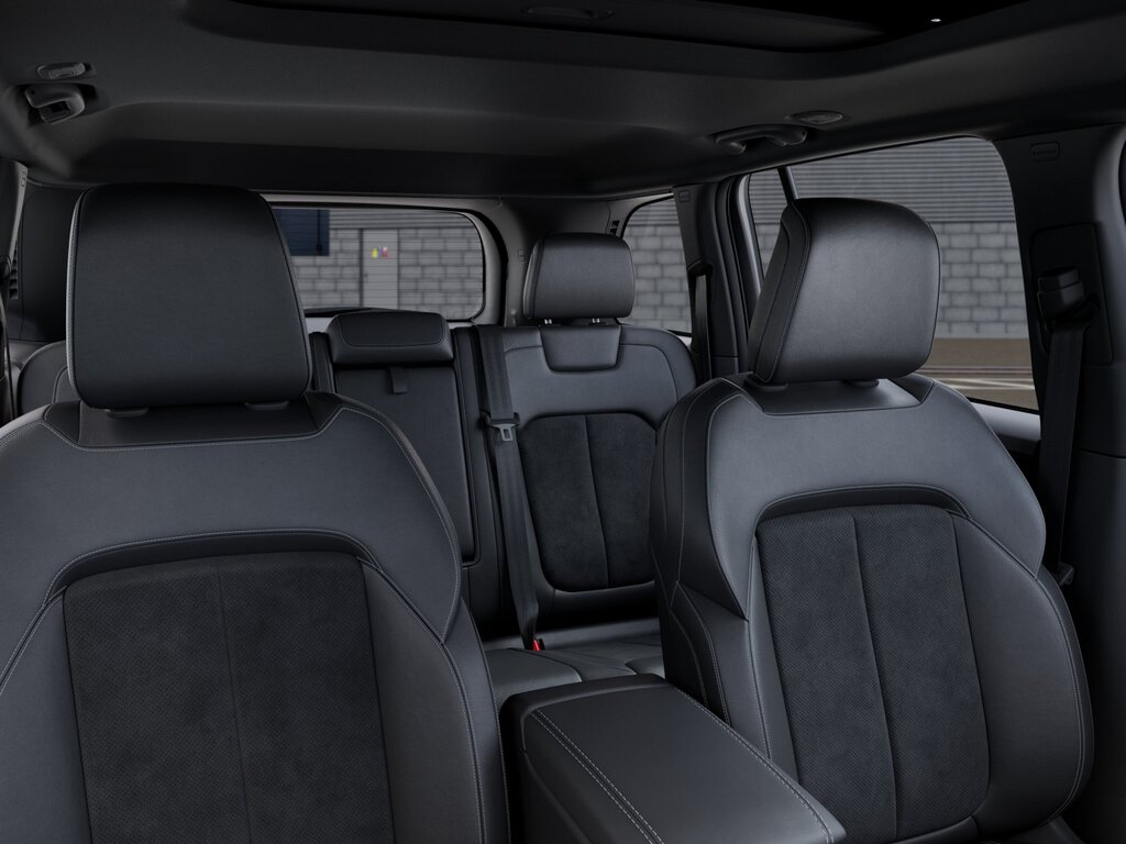2026 Jeep Grand Cherokee Altitude