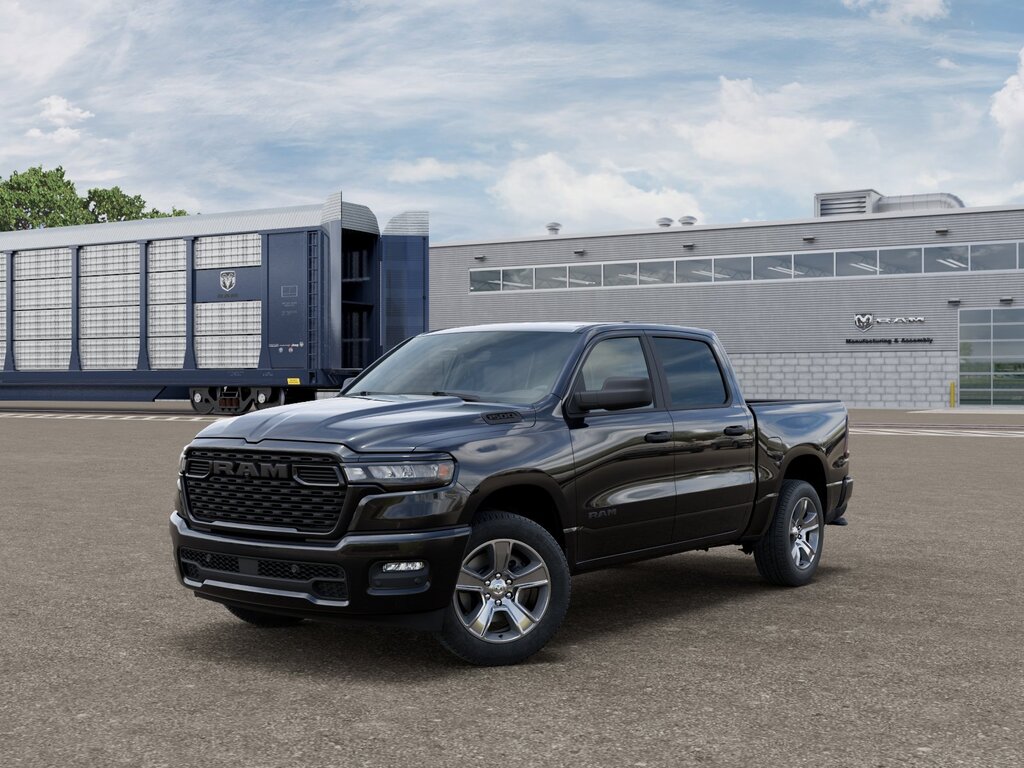 2026 Ram 1500 Crew Cab Tradesman