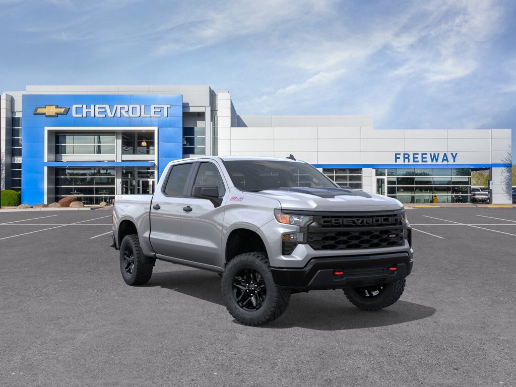 2026 Chevrolet Silverado 1500 Crew Cab Custom Trail Boss 4WD