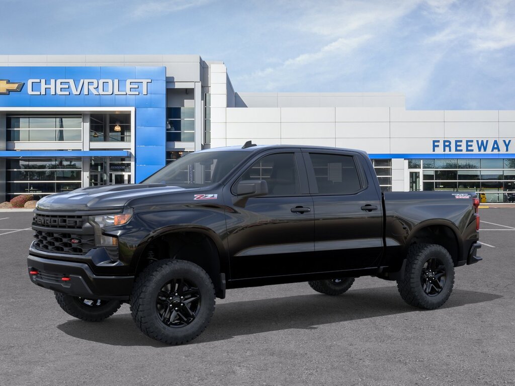 2026 Chevrolet Silverado 1500 Crew Cab Custom Trail Boss 4WD
