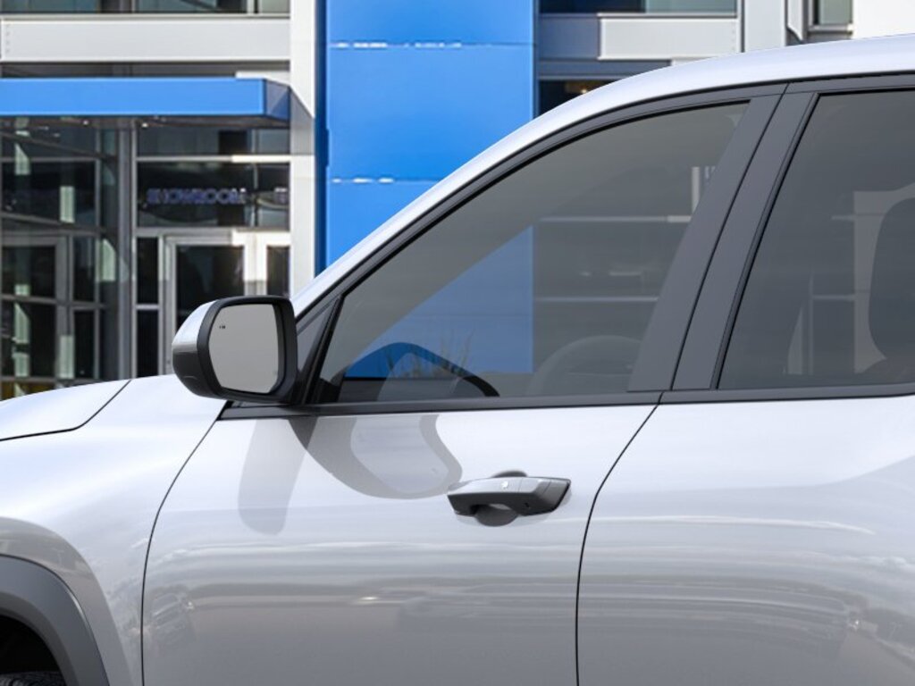 2027 Chevrolet Equinox LT - Photo 12