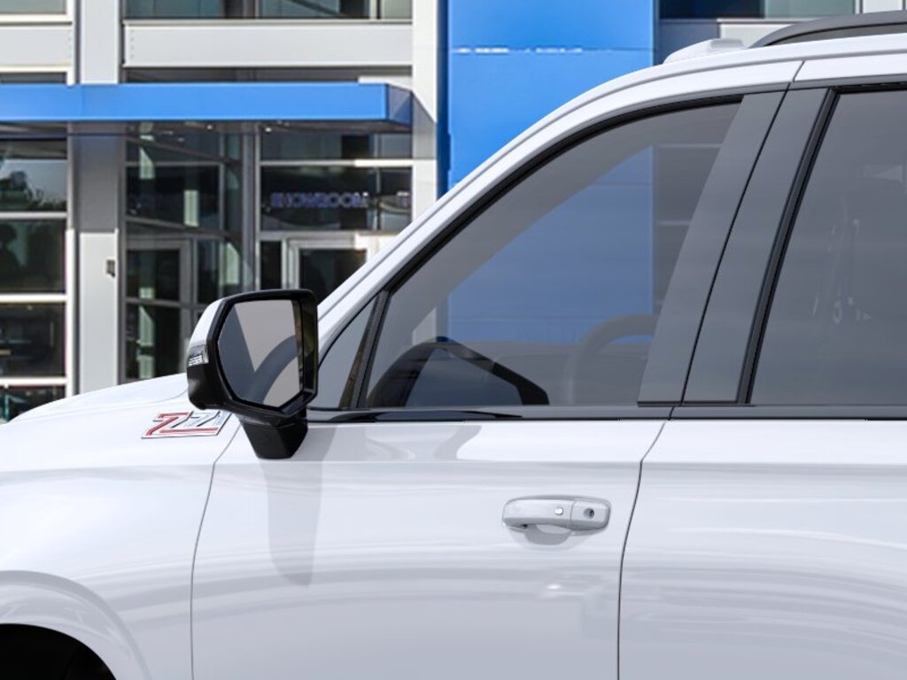 2026 Chevrolet Tahoe Z71 - Photo 12