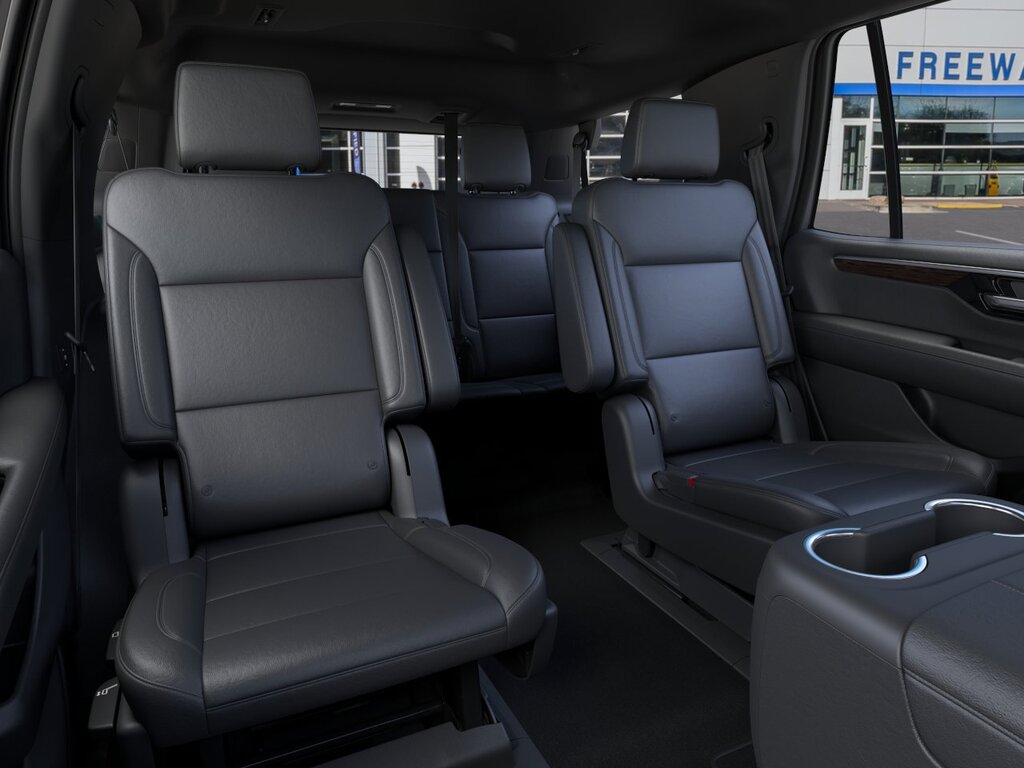 2026 Chevrolet Tahoe Z71 - Photo 17