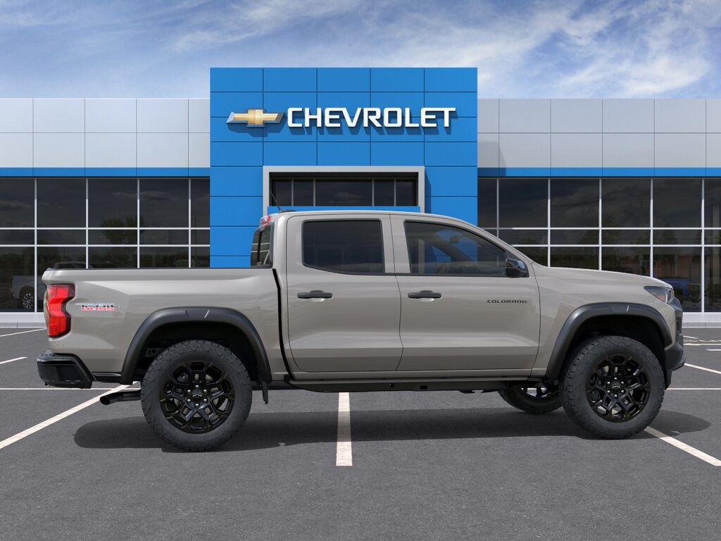 2026 Chevrolet Colorado Trail Boss - Photo 5