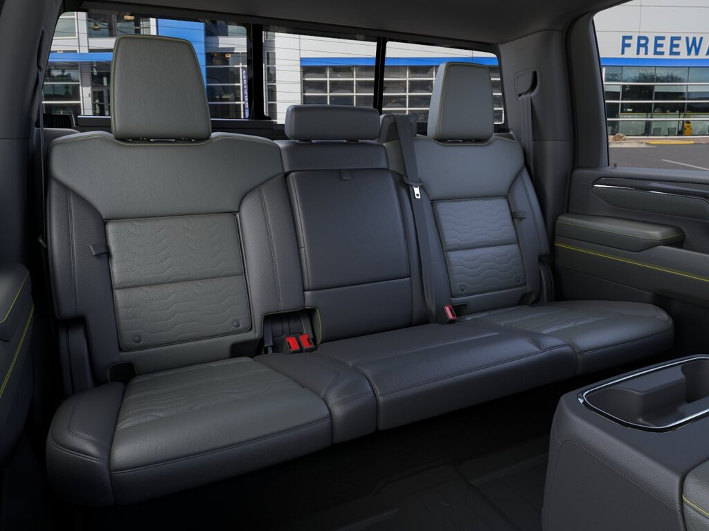 2026 Chevrolet Silverado 2500 HD ZR2 - Photo 17
