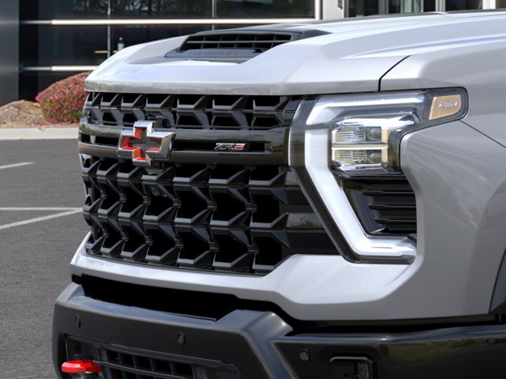 2026 Chevrolet Silverado 2500 HD ZR2 - Photo 13