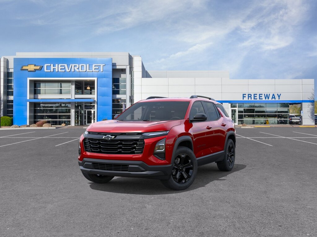 2027 Chevrolet Equinox LT - Photo 8