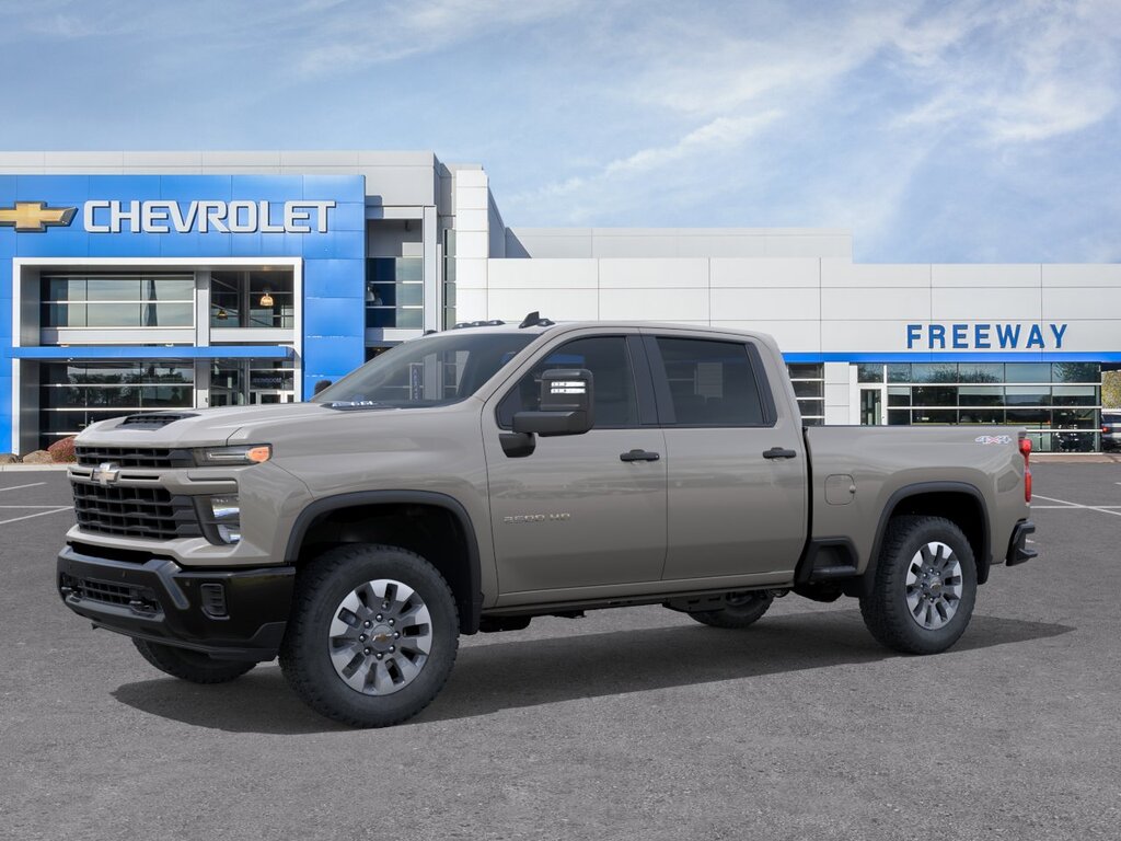 2026 Chevrolet Silverado 2500HD Crew Cab Custom 4WD