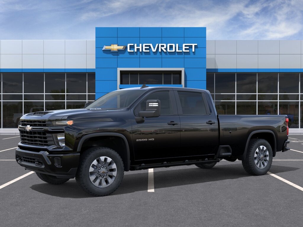 2026 Chevrolet Silverado 2500HD Crew Cab Custom