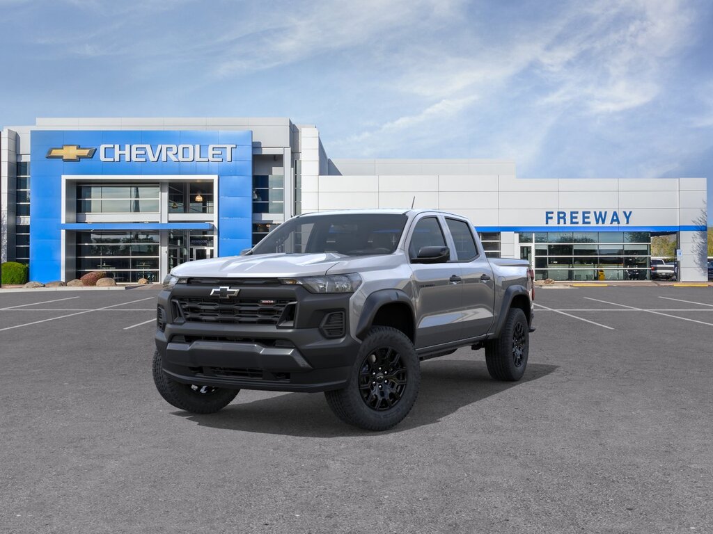 2026 Chevrolet Colorado Trail Boss - Photo 8
