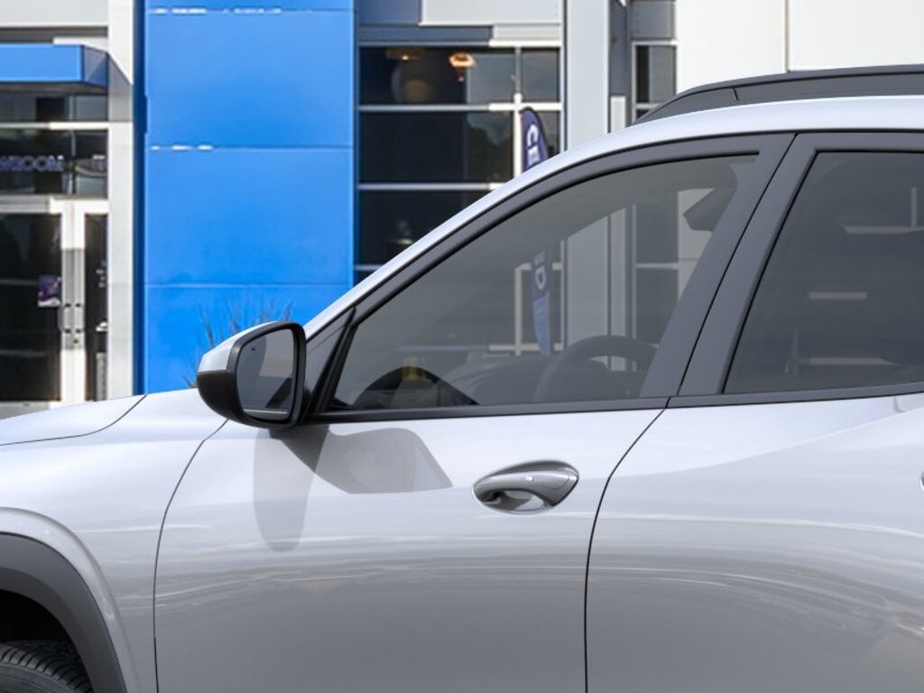 2026 Chevrolet Trax LT - Photo 12