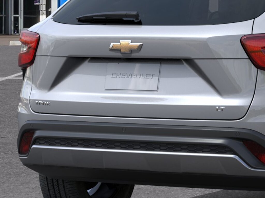 2026 Chevrolet Trax LT - Photo 14