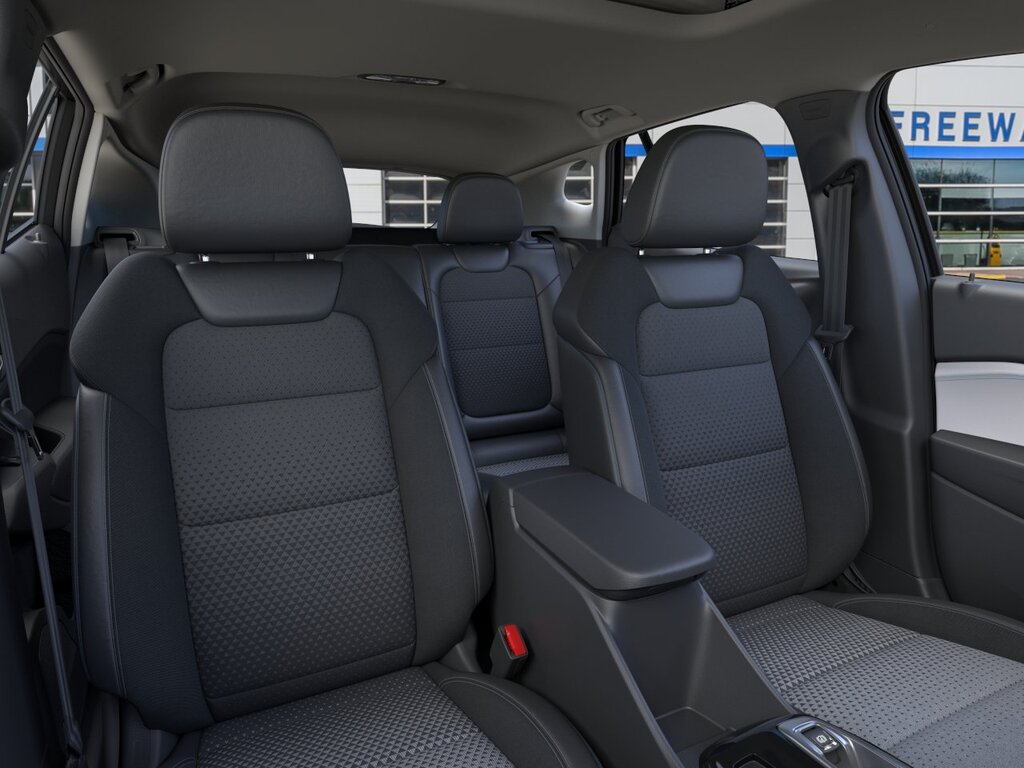 2026 Chevrolet Trax LT - Photo 16