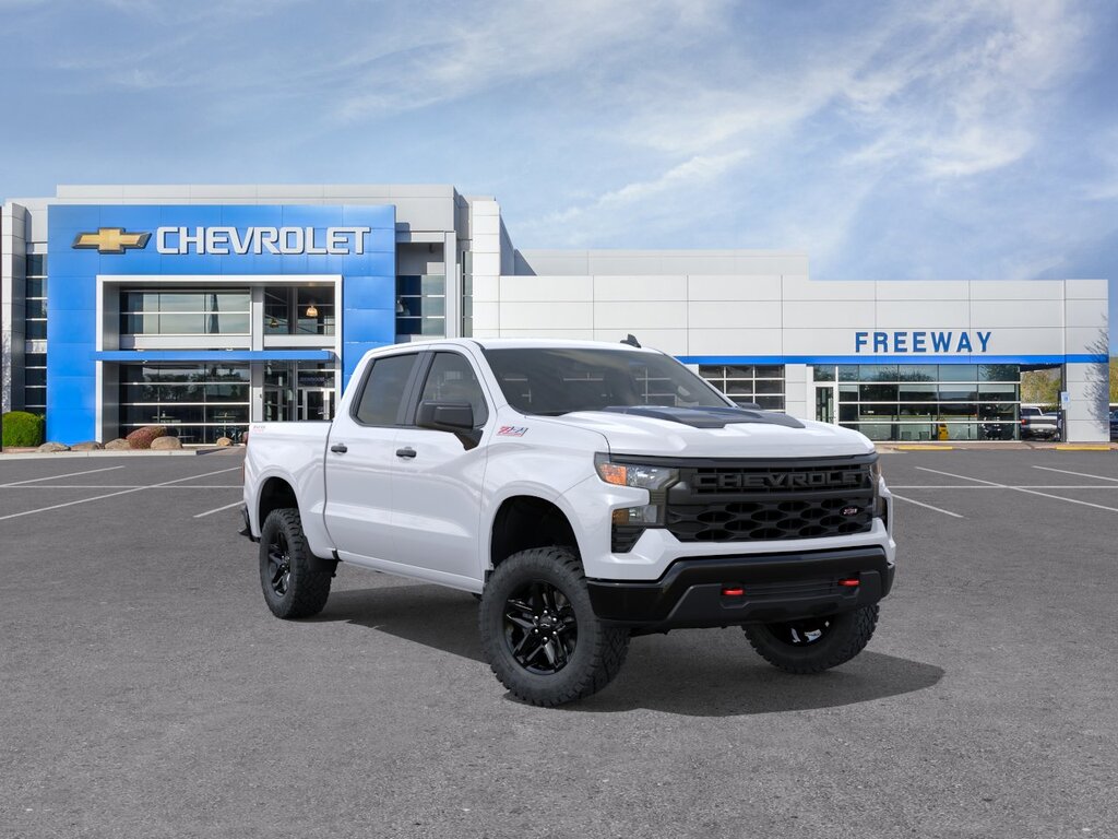2026 Chevrolet Silverado 1500 Crew Cab Custom Trail Boss 4WD