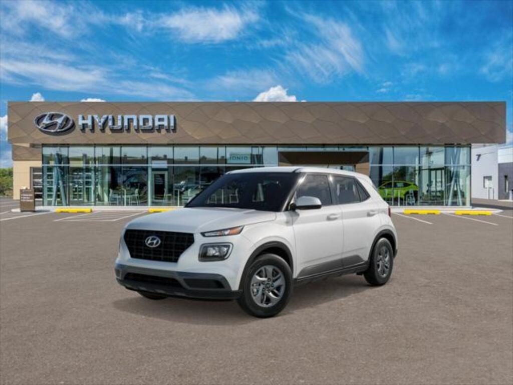 Lunar White 2026 Hyundai Venue SUV / Crossover Front-Wheel Drive