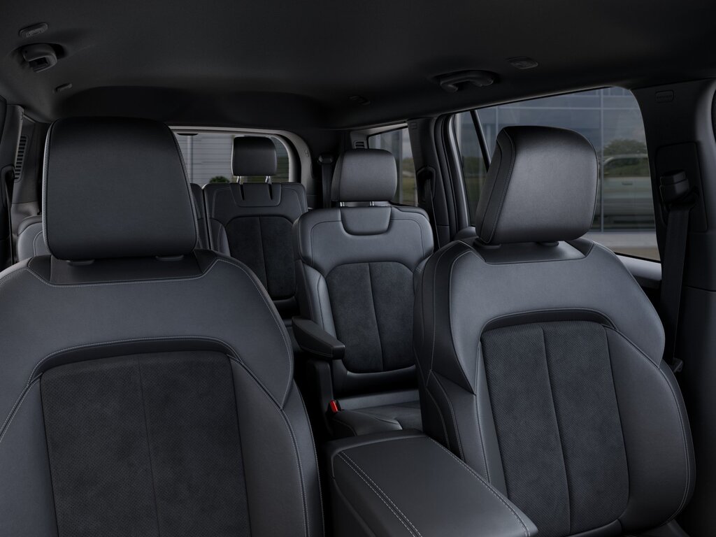 2027 Jeep Grand Cherokee L Altitude